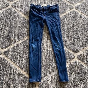 Skinny jeans